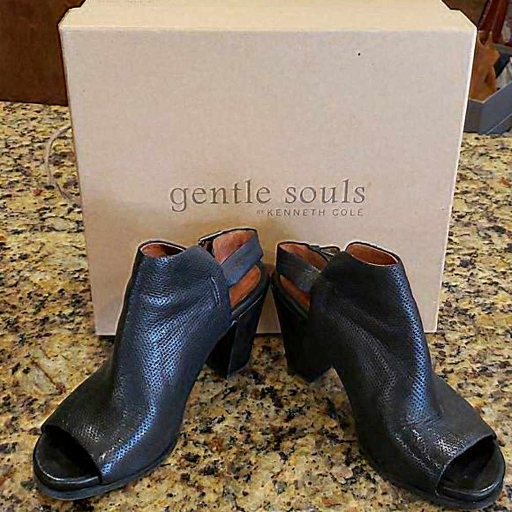 gentle souls Black Textured Peep-Toe Wedge Booties